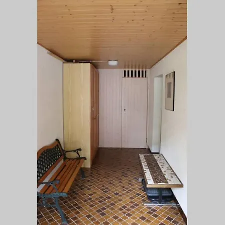 Jorasse, Simple Et Spacieux